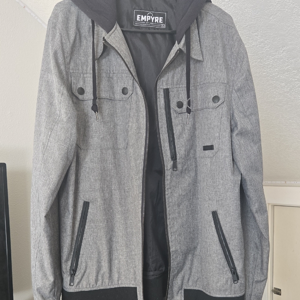 Empyre Men's Black and Gray Lightweight Jacket